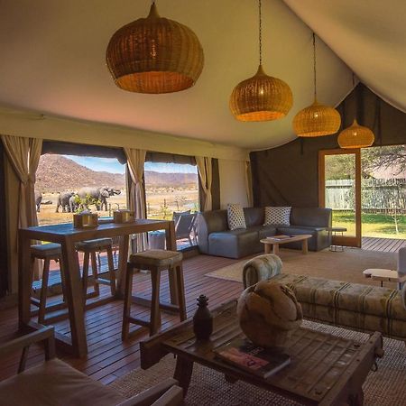 Tau Game Lodge 马迪克韦狩猎保护区 外观 照片